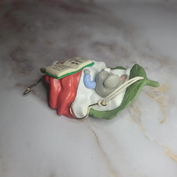 Hallmark Exclusive 1989 "Collect a Dream" Mouse Christmas Tree Ornament In Box - Picture 6 of 10